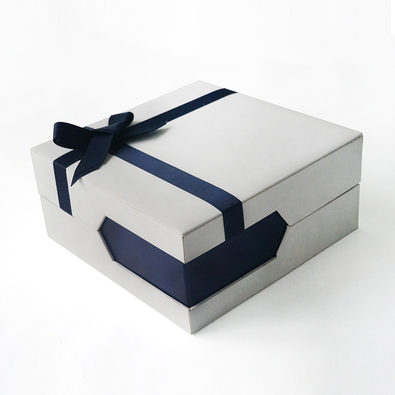 Fabricage unieke ontwerp kartonnen dozen aangepaste cosmetische doos